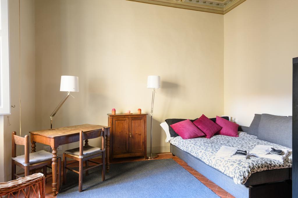 Servi Apartment Флоренція Екстер'єр фото